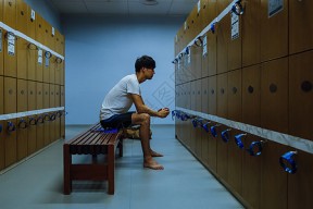 九游会官网登录 - 肖文儒带领救援队在辽宁救了多少被困矿工