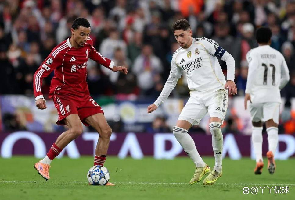 包含皇家马德里迎西甲关键赛，转会期单刀错失，信心回归，团队化学反应显著的词条